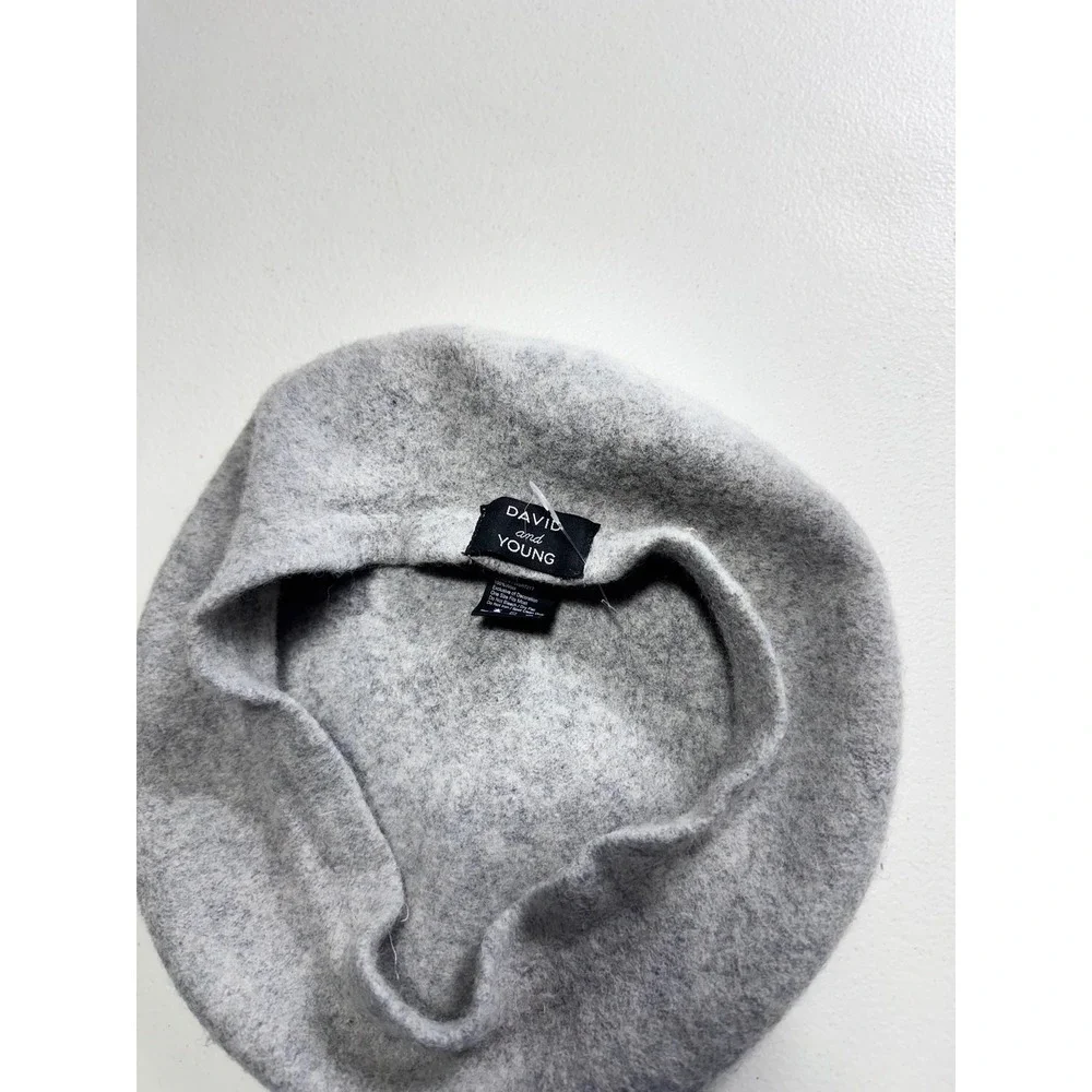 David and‎ Young Wool Beret Hat Womens Gray Classic French Style